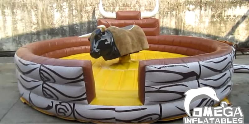Mechanical Bull Ride with Inflatable Mattress